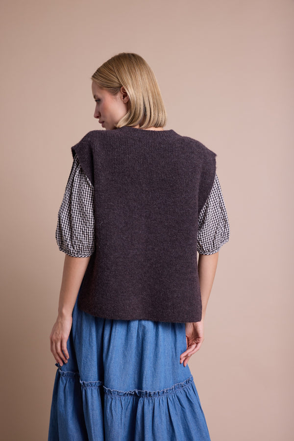 Line Of Oslo Dog Strikket Vest  Dark brown 064