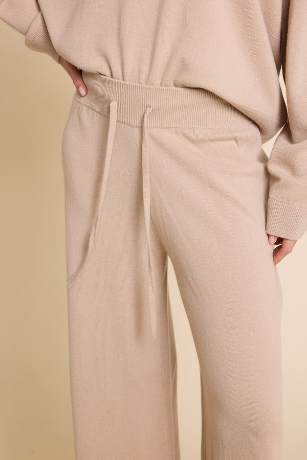 Line Of Oslo Holmes AW25 Trousers Knitted trouser Camel 061