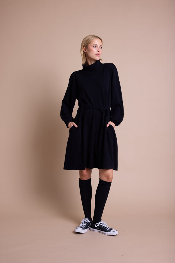 Line Of Oslo Mica Strikket Kjole  Black 097