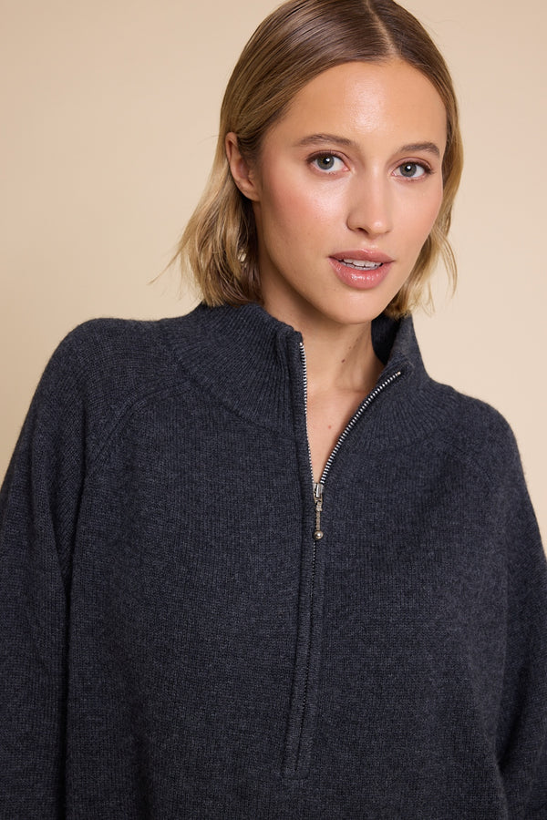 Line Of Oslo Nora Sweater Knitted sweater Antracite 004
