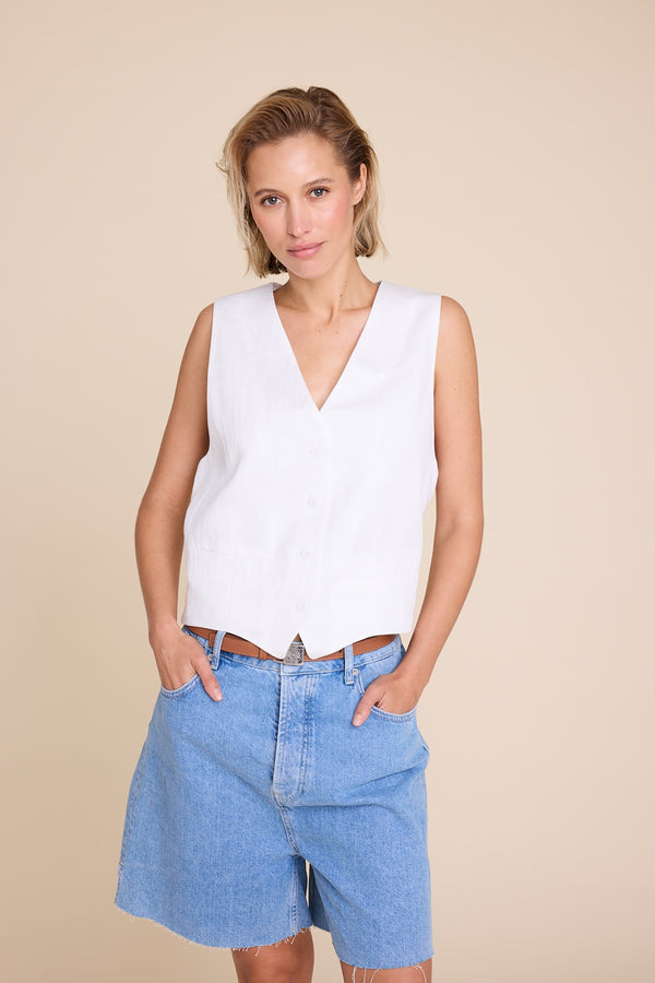 Line Of Oslo West Linen Vest White 001