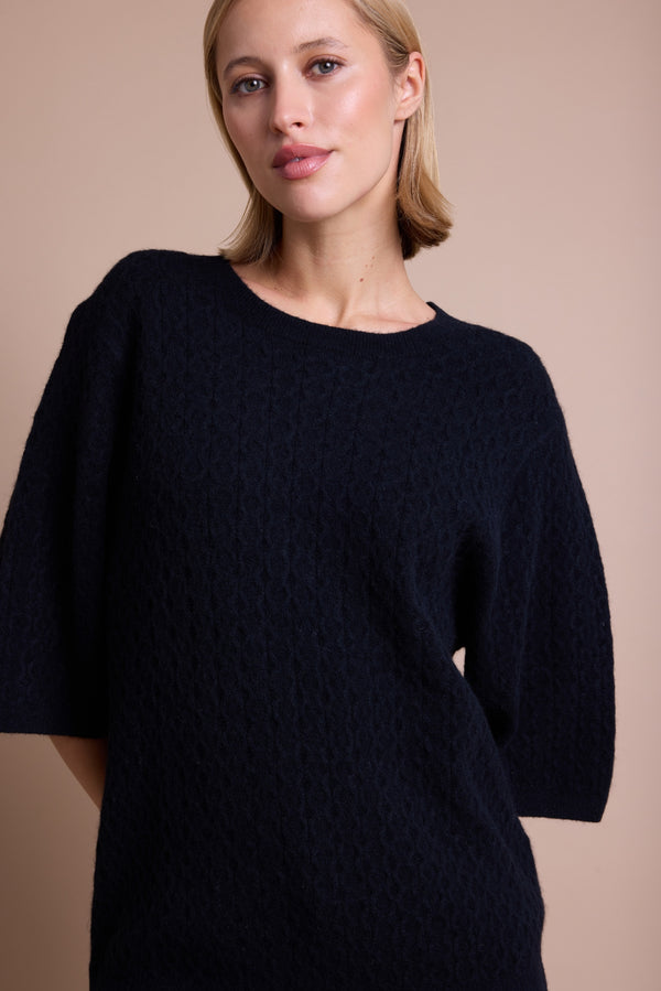 Line Of Oslo Yak Calm Strikket Topp Knitted sweater Black 097
